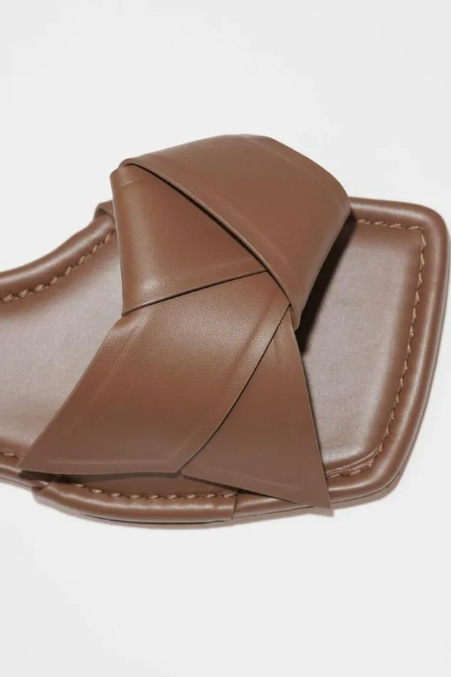Acne Studios Shoes Woman Musubi Leather Sandal Camel Brown