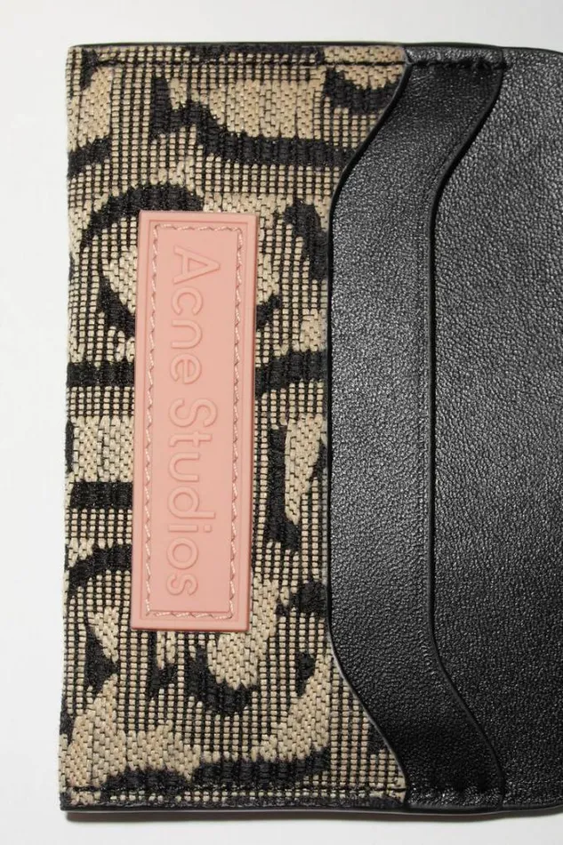 Acne Studios Small Leather Goods Man Card HolderRunway Show BeigeBlack