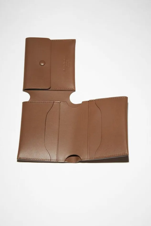 Acne Studios Small Leather Goods Man Folded Card Wallet Camel Brown