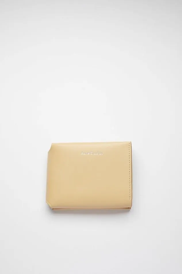 Acne Studios Small Leather Goods Man Folded Card Wallet Dune Beige