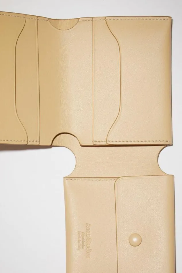 Acne Studios Small Leather Goods Man Folded Card Wallet Dune Beige
