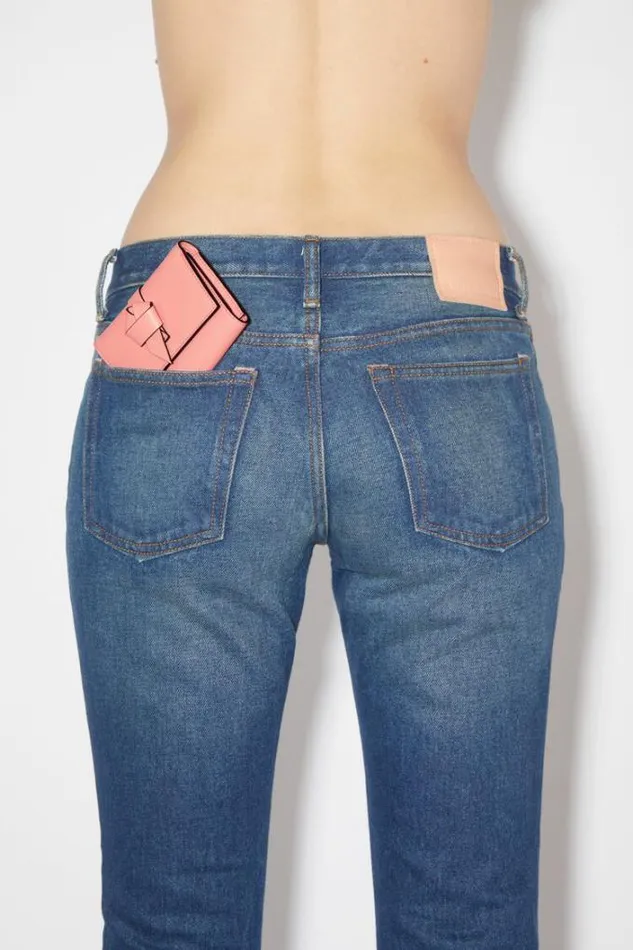 Acne Studios Small Leather Goods Woman Musubi Folded Wallet Salmon Pink