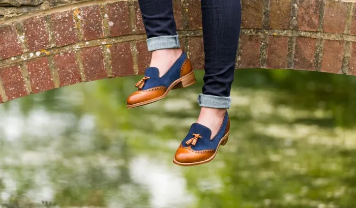 Amber 8211 Cedar Calf Blue Suede Womens Barker Shoes Loafers