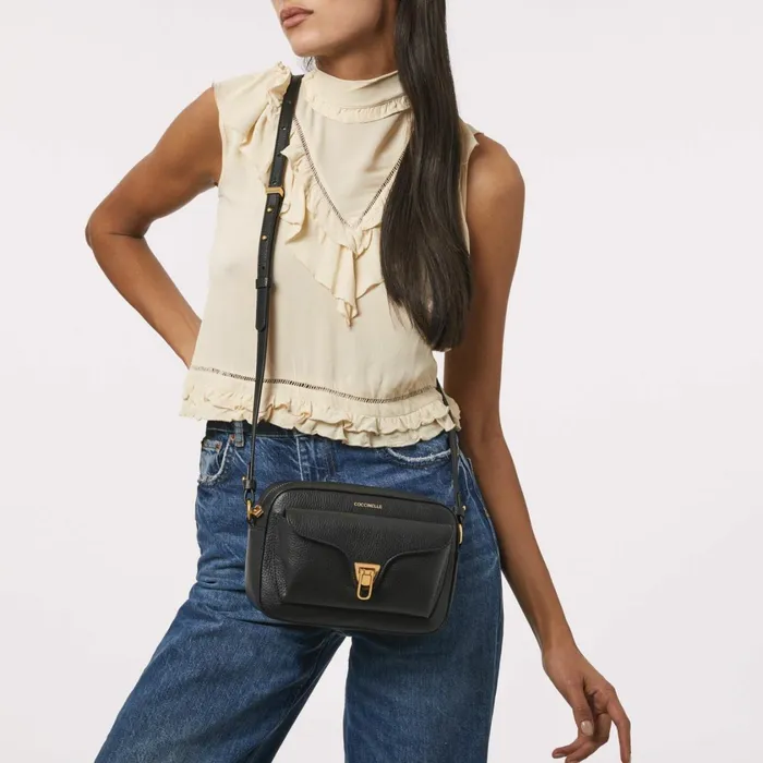 Coccinelle Crossbody Bags Beat Soft Small Noir 8211 Women