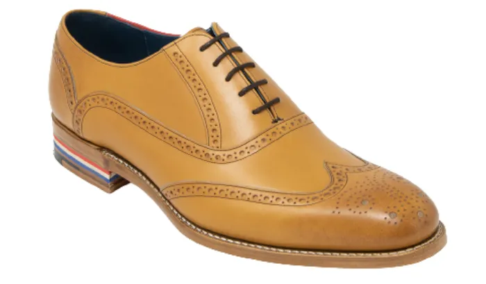 Coronation Valiant 8211 Cedar Mens Barker Shoes Brogues