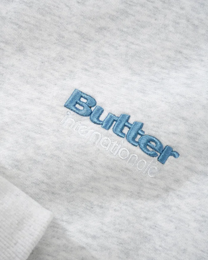 Fleece Men Butter Goods Internationale Embroidered Crewneck Ash Fleece Men Butter Goods Internationale Embroidered Crewneck Ash