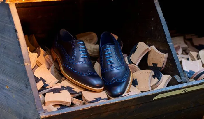 Grant 8211 Cedar Calf Mens Barker Shoes Brogues