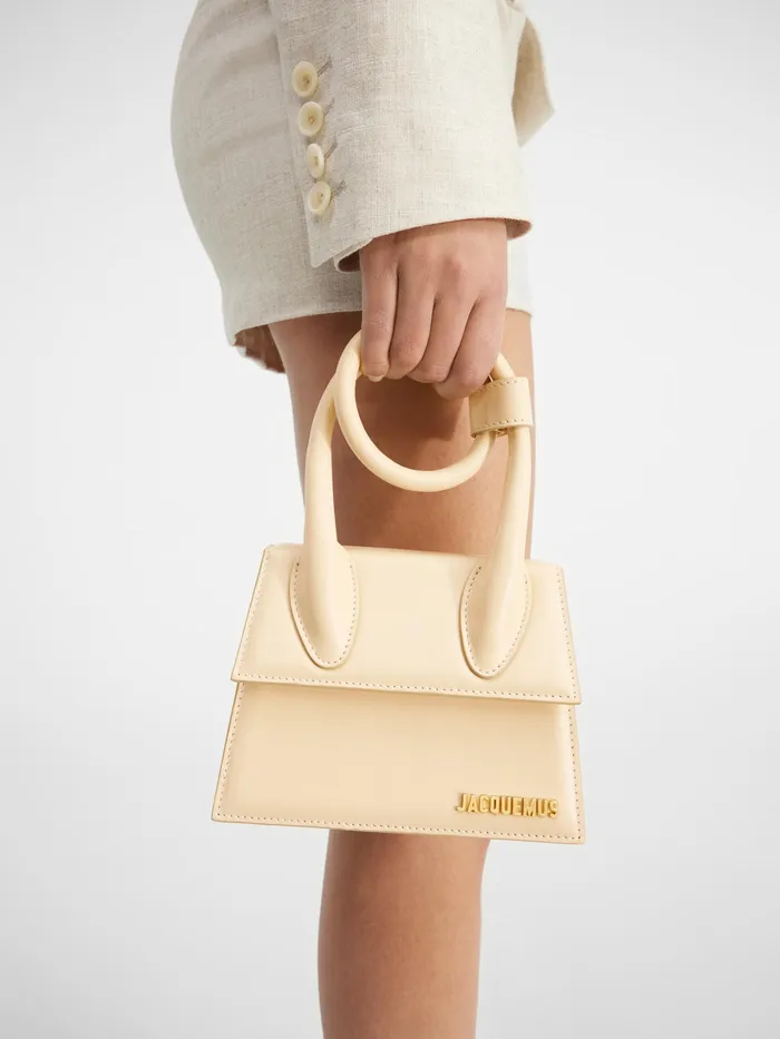 JACQUEMUS Chiquitos Coiled Handbag Ivory 8211 Women