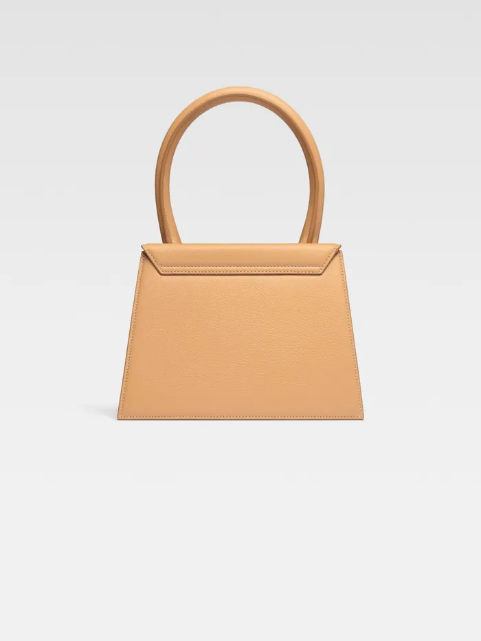 JACQUEMUS Chiquitos Large Signature Handbag Camel 8211 Women