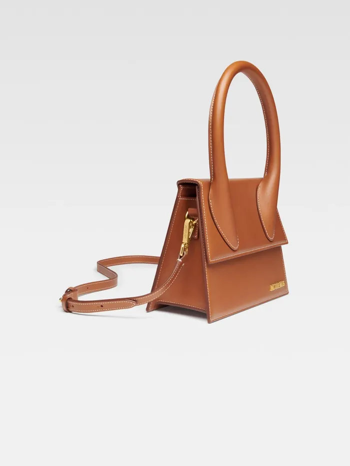 JACQUEMUS Chiquitos Large Signature Handbag Light Brown 8211 Women