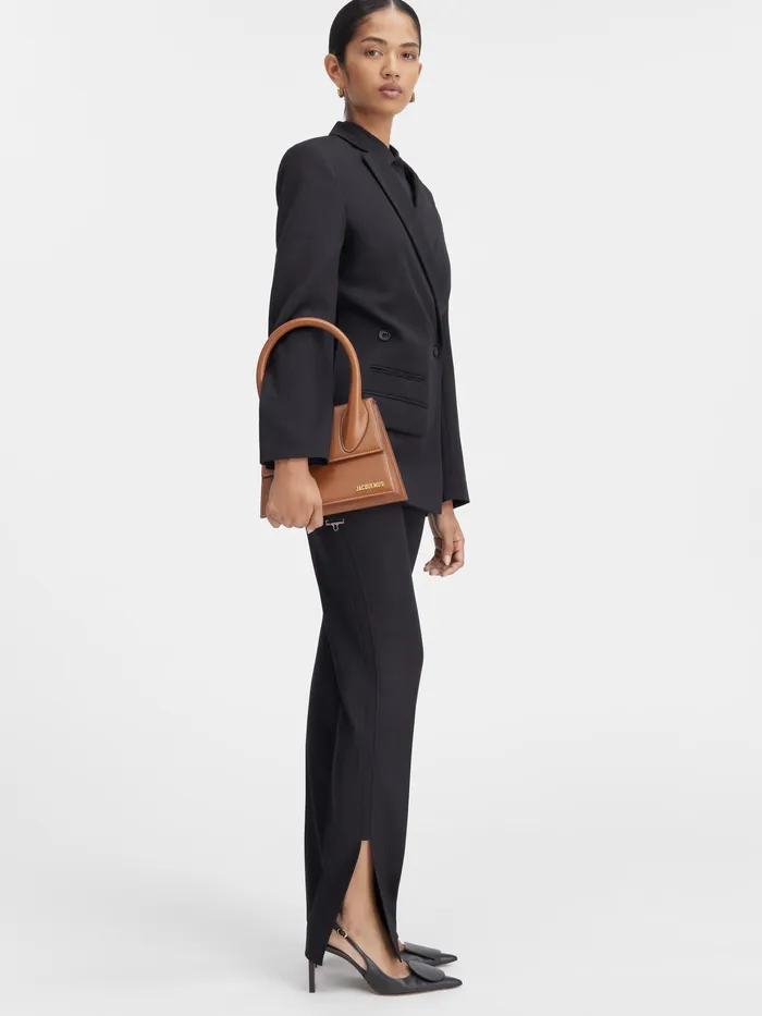 JACQUEMUS Chiquitos Large Signature Handbag Light Brown 8211 Women