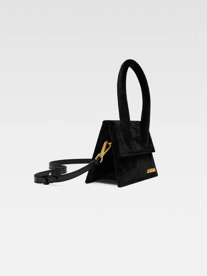 JACQUEMUS Chiquitos Signature Handbag Black 8211 Women