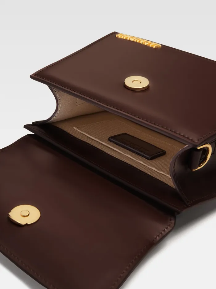 JACQUEMUS Chiquitos Signature Handbag Brown 8211 Women