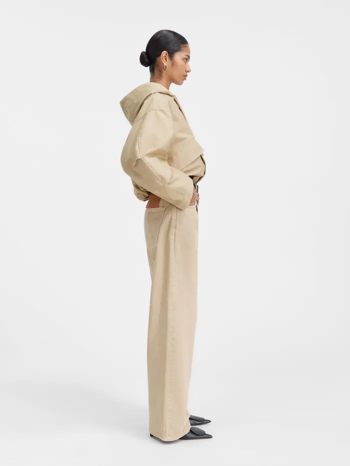 JACQUEMUS Coats and Jackets Cropped Parka Beige 8211 Women