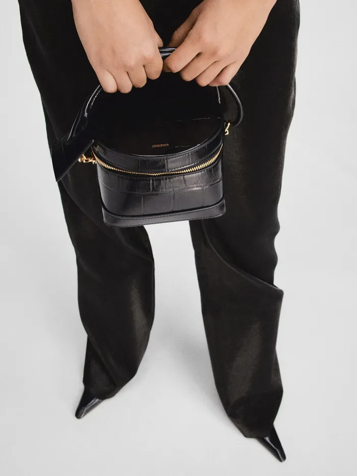 JACQUEMUS Crossbody and Handbags Circular Case Bag Black 8211 Women