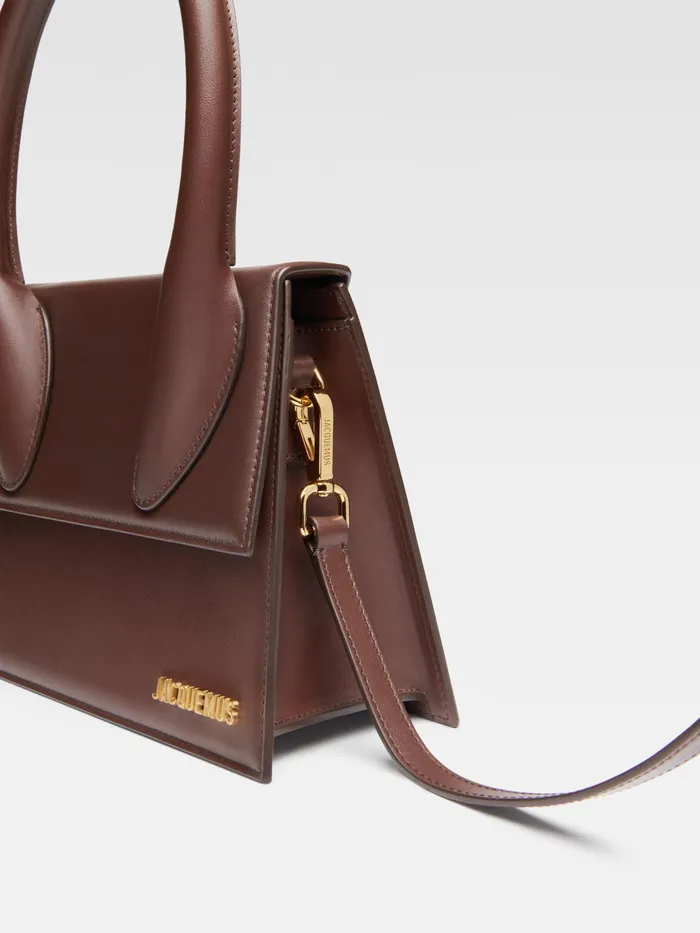 JACQUEMUS Crossbody and Handbags Large Signature Handbag Midnight Brown 8211 Women