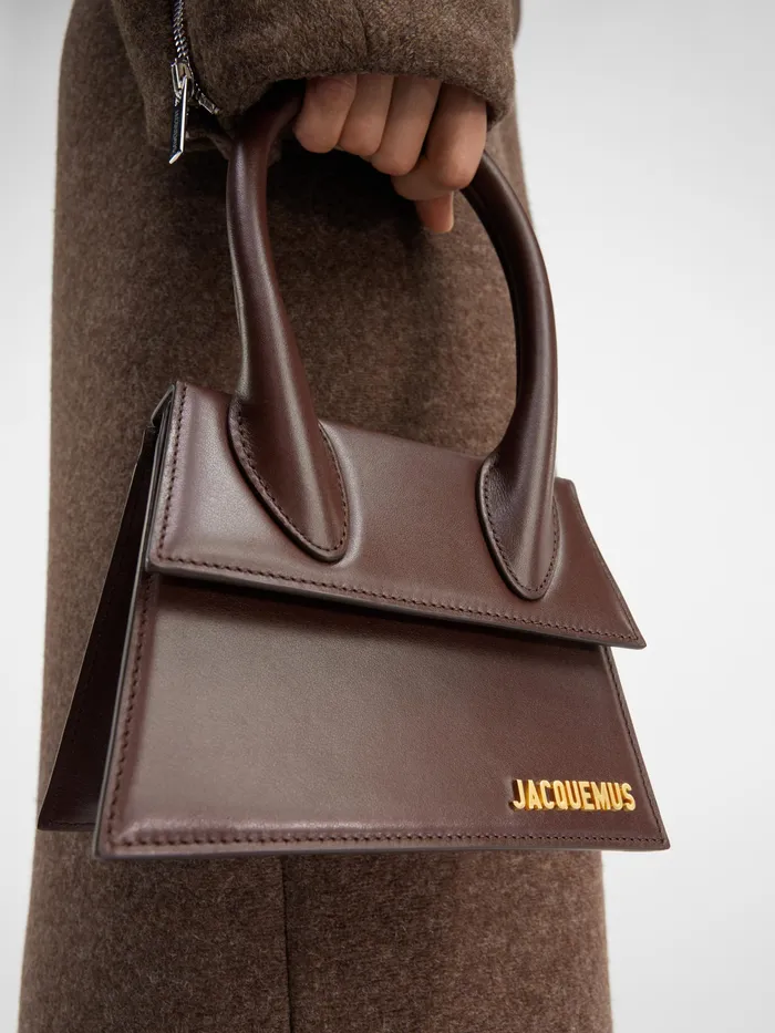 JACQUEMUS Crossbody and Handbags Signature Handbag Midnight Brown 8211 Women