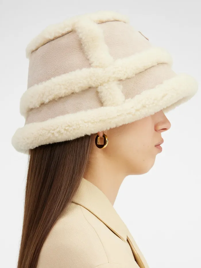 JACQUEMUS Hats Shearling Bucket Hat Ivory 8211 Men