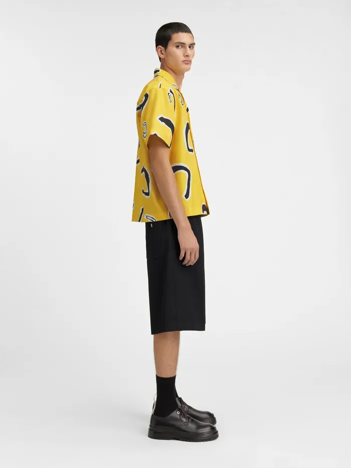 JACQUEMUS Shirts Monogram Bowling Shirt Monogramme Black Yellow 8211 Men