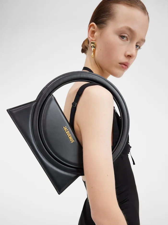 JACQUEMUS Shoulder Bags Circle Purse Black 8211 Women
