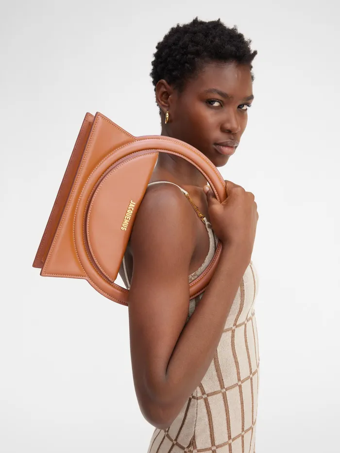 JACQUEMUS Shoulder Bags Circle Purse Light Brown 8211 Women