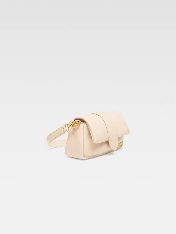 JACQUEMUS Shoulder Bags Mini Puffed Flap Bag Light Beige 8211 Women