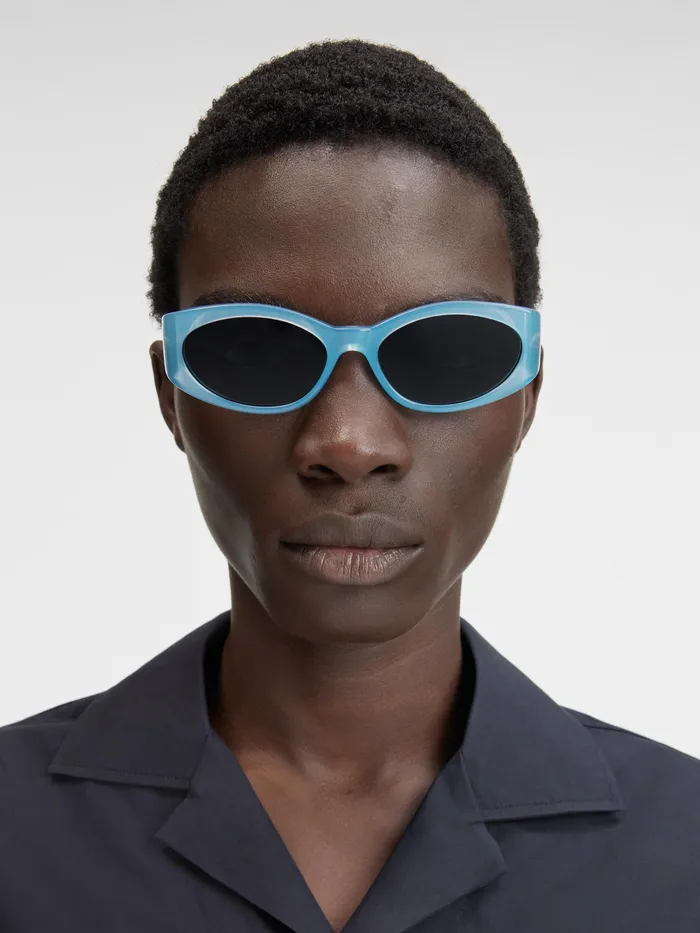 JACQUEMUS Sunglasses Oval Sunglasses Light Blue 8211 Women