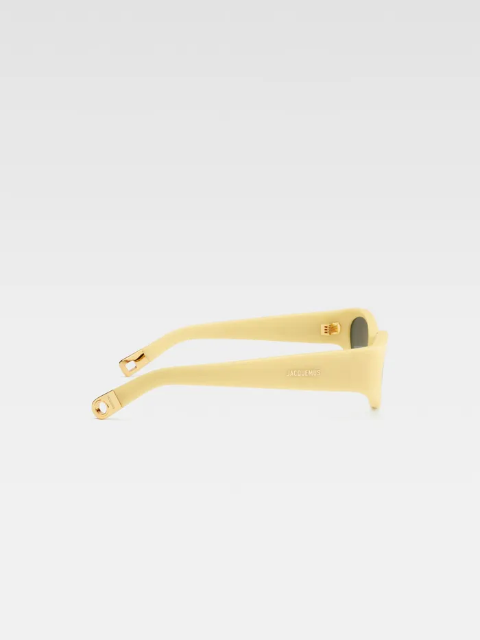 JACQUEMUS Sunglasses Oval Sunglasses Pale Yellow 8211 Women