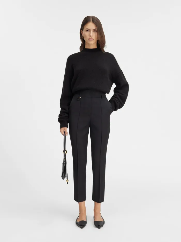 JACQUEMUS Trousers and Shorts Cropped Pants Black 8211 Women