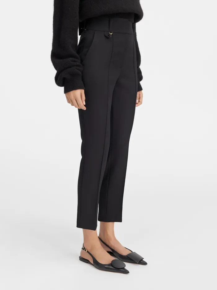 JACQUEMUS Trousers and Shorts Cropped Pants Black 8211 Women