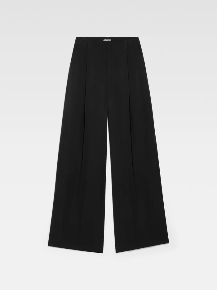 JACQUEMUS Trousers and Shorts Loose Pleated Pants Black 8211 Men
