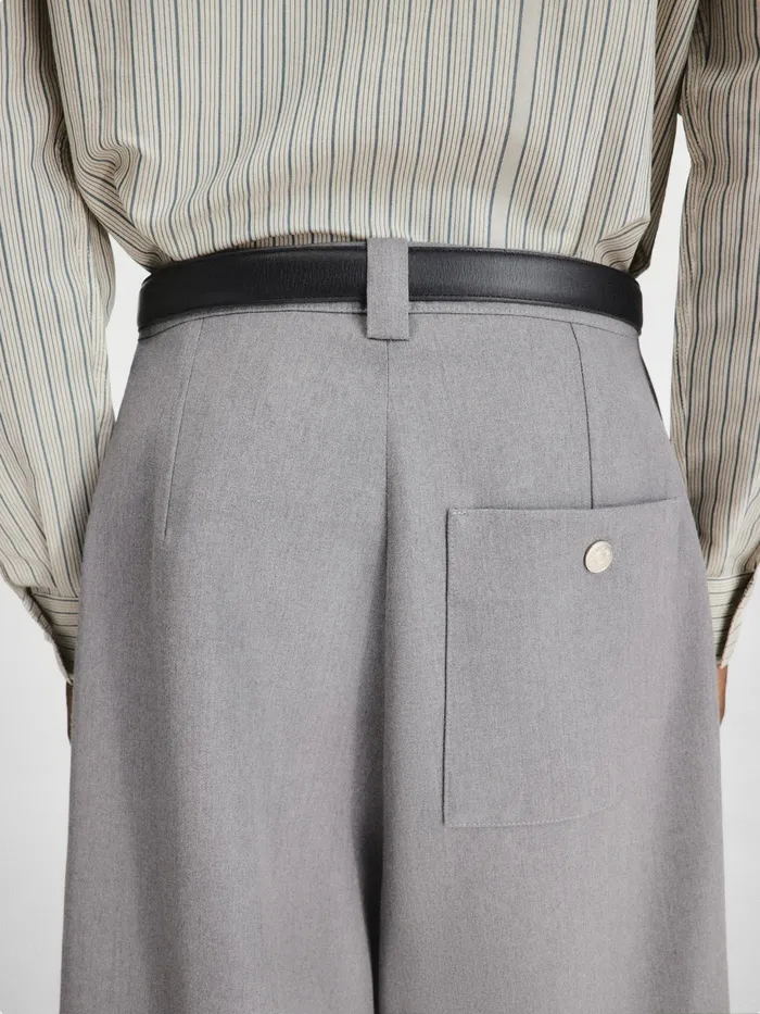JACQUEMUS Trousers and Shorts Pleated Bermuda Shorts Grey 8211 Men