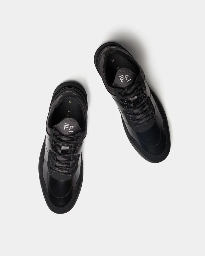 Low Top Ghost Radar All Black MenWomen Filling Pieces Sneakers