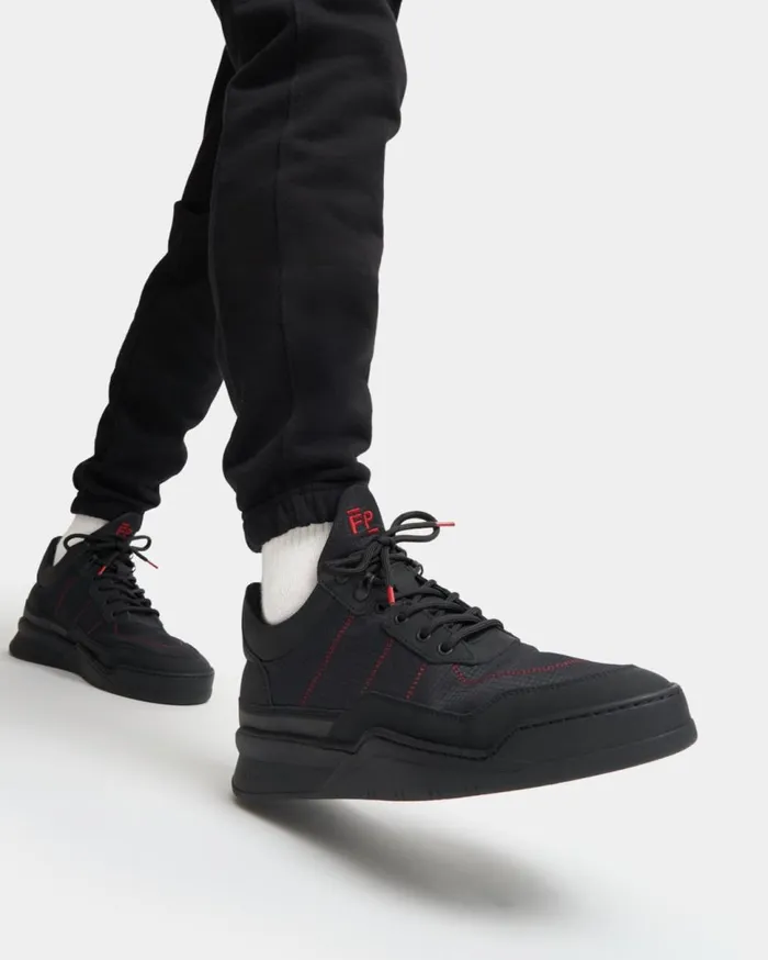 Low Top Ghost Radar Black MenWomen Filling Pieces Sneakers