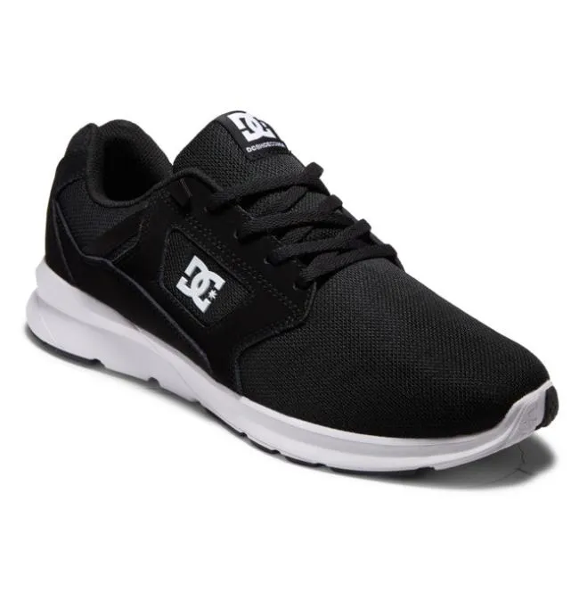 Men Sneakers DC Men039s Skyline Lightweight Shoes BlackWhite Men Sneakers DC Men039s Skyline Lightweight Shoes BlackWhite