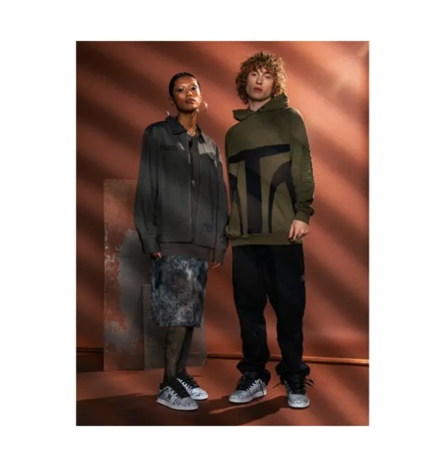 Men Sweatshirts and Hoodies DC Men039s Star Warstrade DC Mando Hoodie Ivy Green Black Men Sweatshirts and Hoodies DC Men039s Star Warstrade DC Mando Hoodie Ivy Green Black