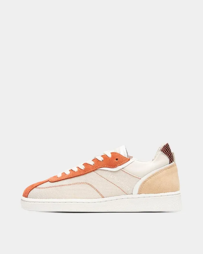 Pitch Classic Peach Women Filling Pieces Sneakers