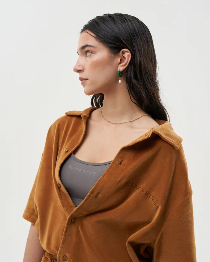 Resort Shirt Velvet Caramel Beige WomenMen Filling Pieces TShirts and Shirts