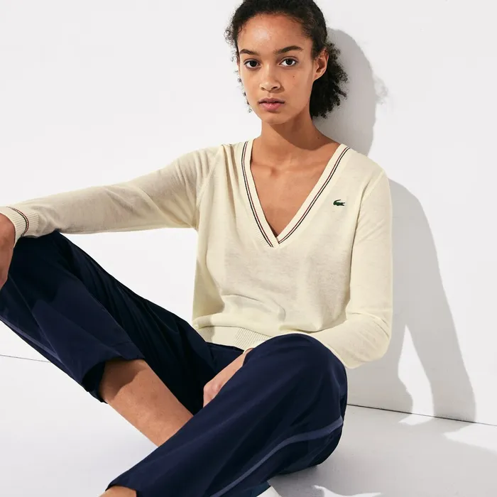 SPORT Technical Wool Blend Golf Sweater WhiteNavy BlueRed Womens Lacoste Sweaters and Sweatshirts Gift Ideas SPORT Technical Wool Blend Golf Sweater WhiteNavy BlueRed Womens Lacoste Sweaters and Sweatshirts Gift Ideas
