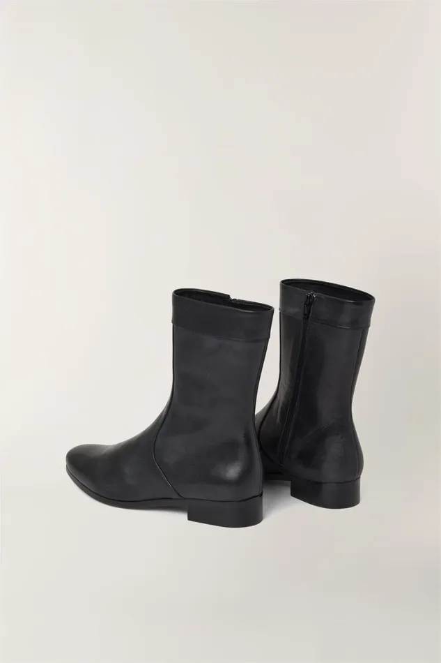 Women CAILLE BOOTS Black Soeur Shoes