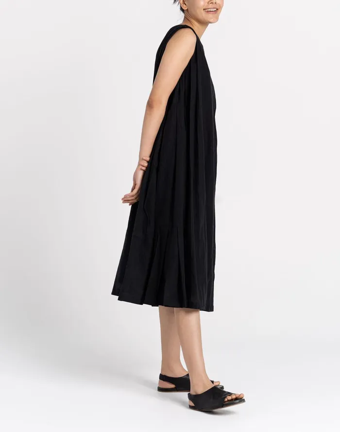 Women Dresses Madewell World Of Crow Organic Cotton Pleated Dress In Ink Black
