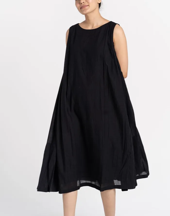 Women Dresses Madewell World Of Crow Organic Cotton Pleated Dress In Ink Black