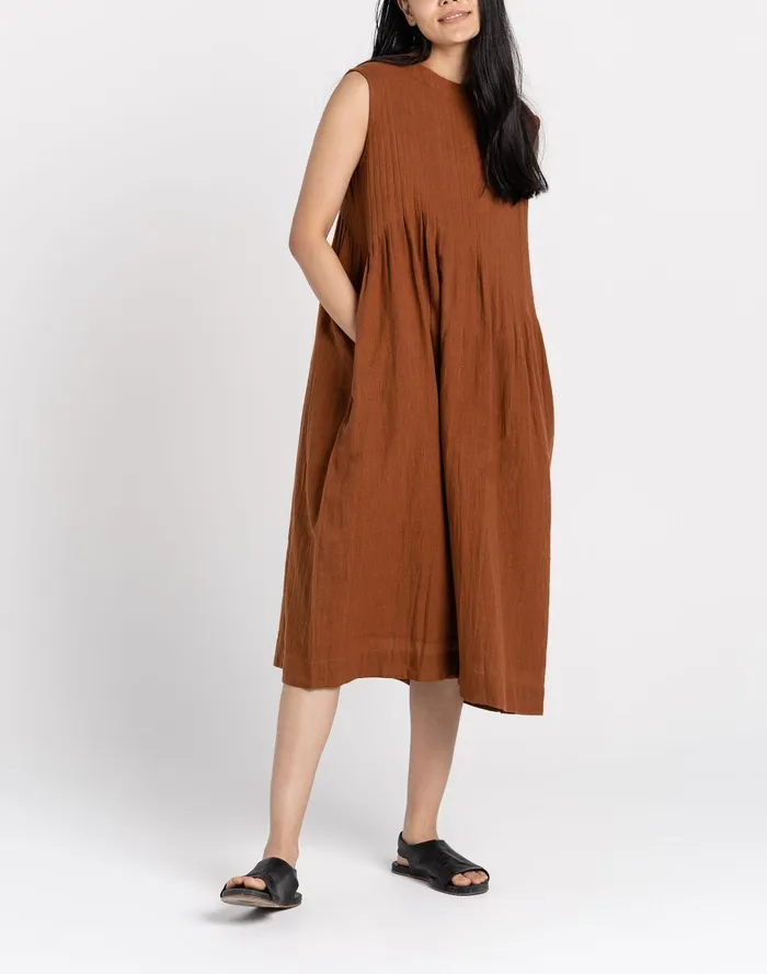 Women Dresses Madewell World Of Crow Organic Cotton Pleated Midi Dress In Bombay Brown