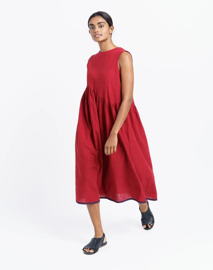 Women Dresses Madewell World Of Crow Red Pleated Midi Dress