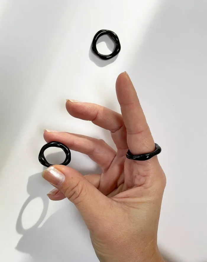 Women Jewelry Madewell Jane D039Arensbourg Black Organic Band Glass Ring