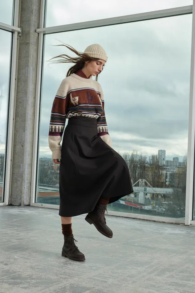 Women QUEEN SKIRT Coal Soeur Skirts and Shorts