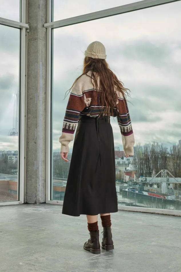 Women QUEEN SKIRT Coal Soeur Skirts and Shorts