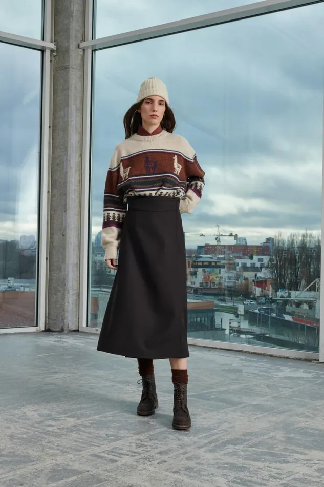 Women QUEEN SKIRT Coal Soeur Skirts and Shorts