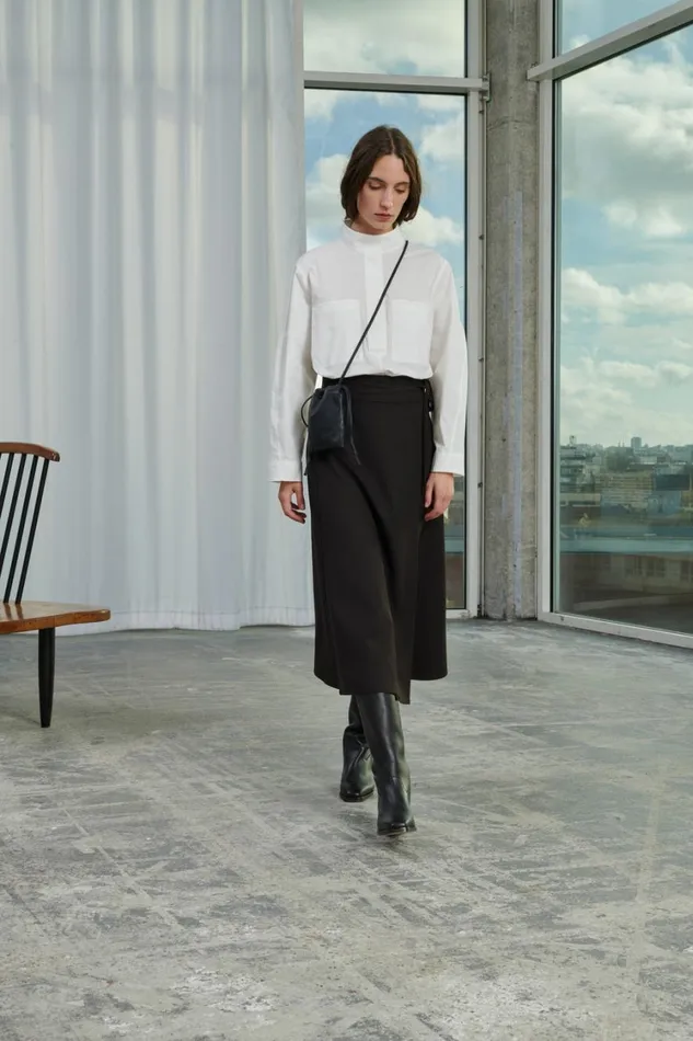 Women QUEEN SKIRT Coal Soeur Skirts and Shorts