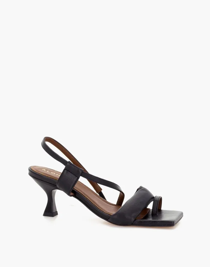 Women Sandals Madewell ALOHAS Leather Asymmetrical Sandals In Black